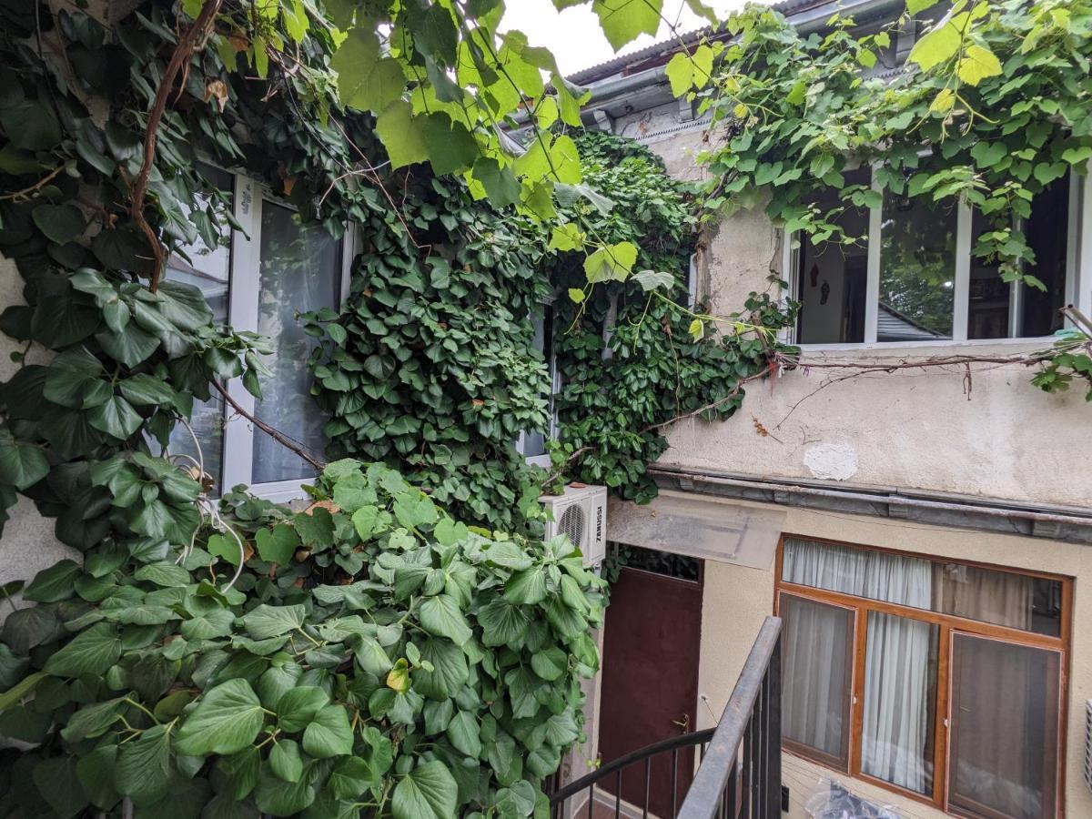 Apartments Se7En Tbilisi ภายนอก รูปภาพ