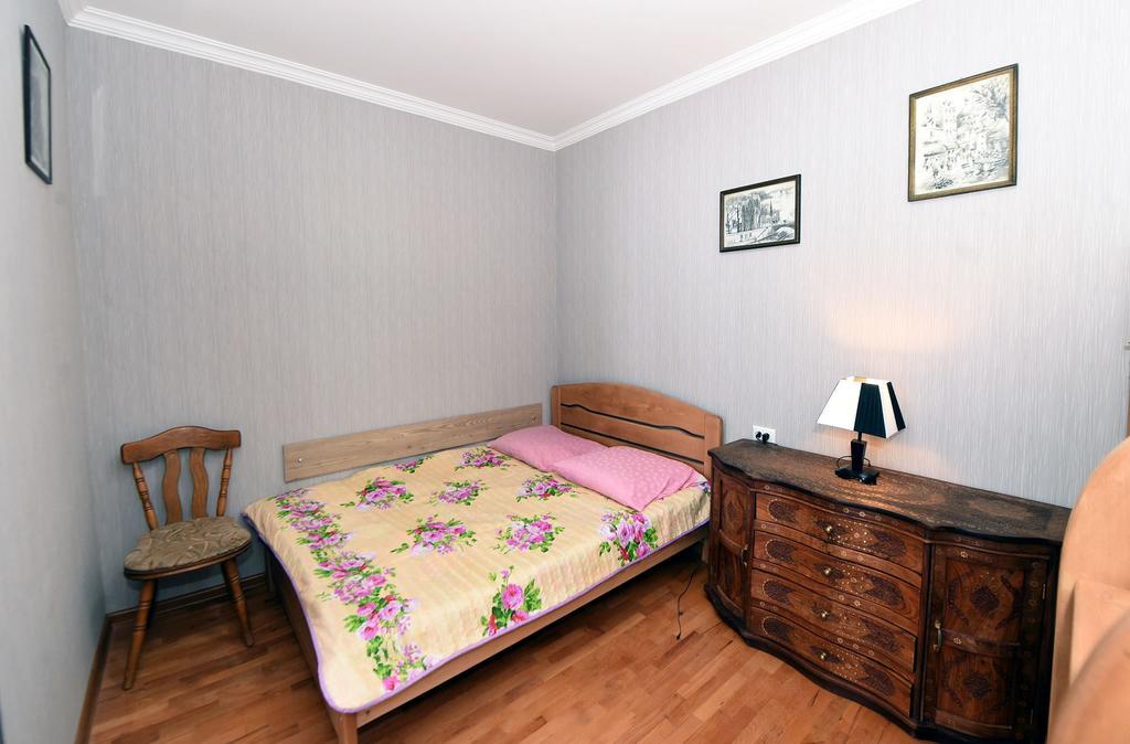 Apartments Se7En Tbilisi ภายนอก รูปภาพ